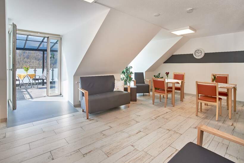 Modernisierte Zimmer im Burgenblick Riedenburg
