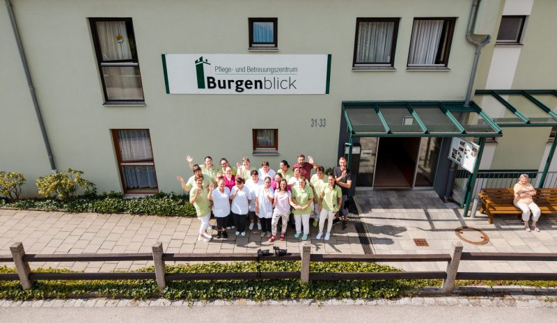 Team des Pflege- und Betreuungszentrums Burgenblick in Riedenburg